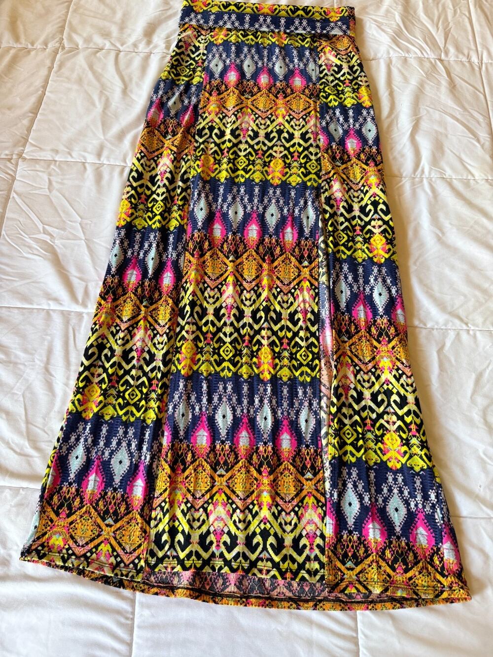 No Boundaries Maxi Skirt M 7-9 Colorful Geometric Boho Stretch Festival Y2K